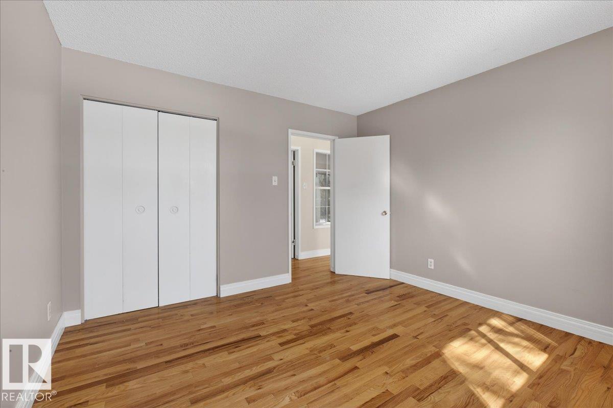 1953 GLENMORE AV, Sherwood Park