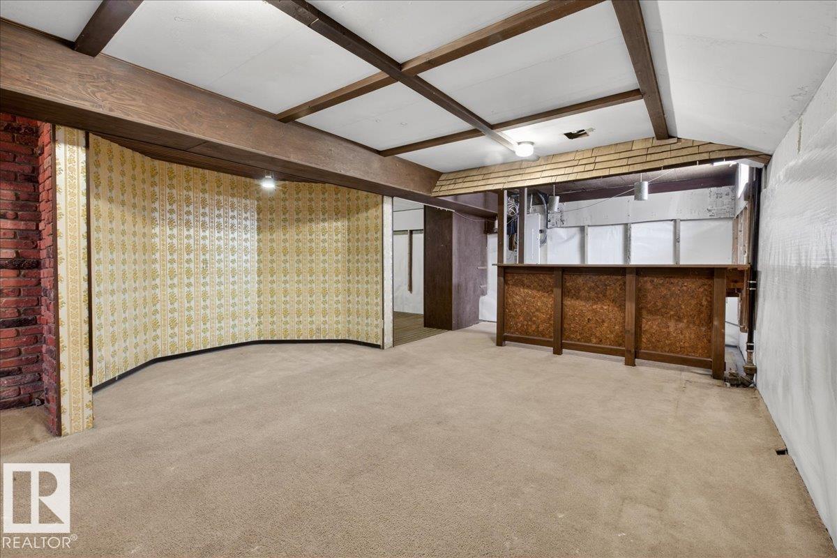 1953 GLENMORE AV, Sherwood Park