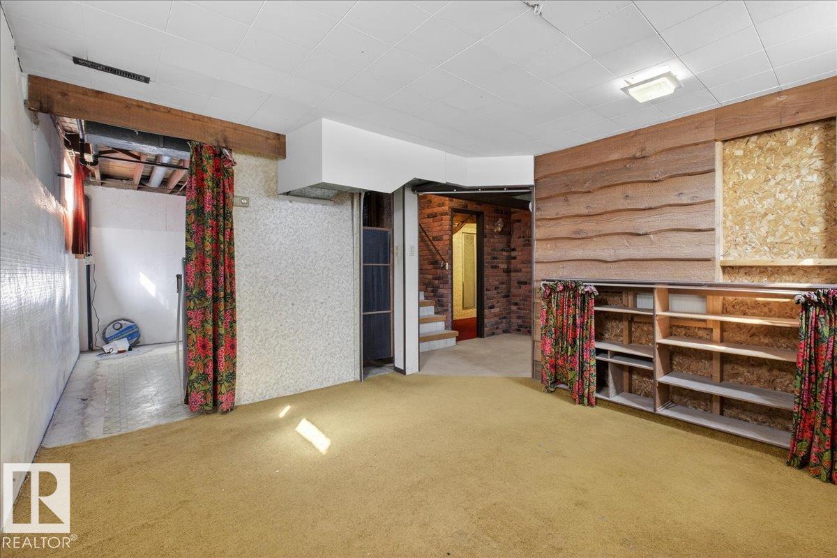 1953 GLENMORE AV, Sherwood Park