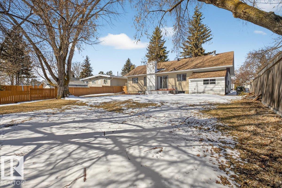 1953 GLENMORE AV, Sherwood Park