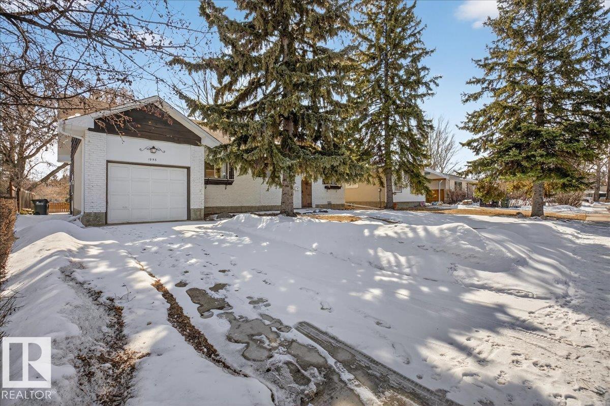 1953 GLENMORE AV, Sherwood Park
