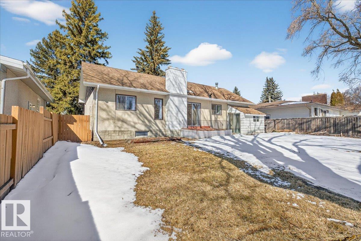 1953 GLENMORE AV, Sherwood Park