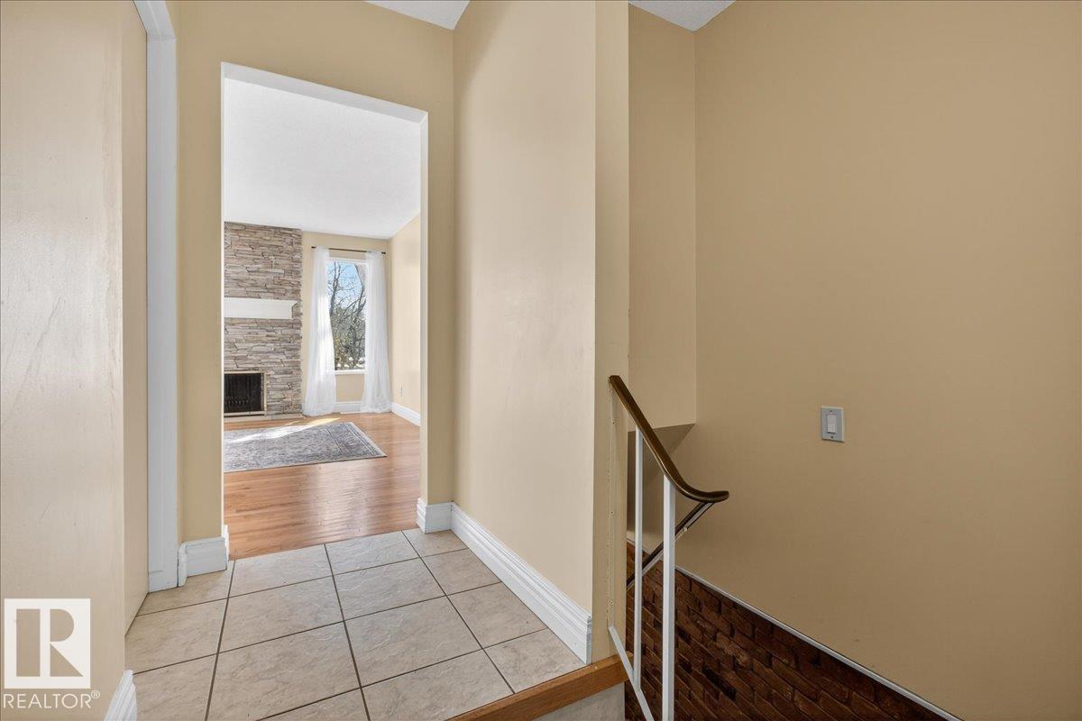 1953 GLENMORE AV, Sherwood Park