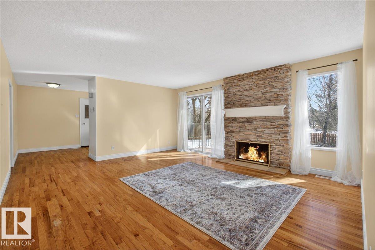 1953 GLENMORE AV, Sherwood Park