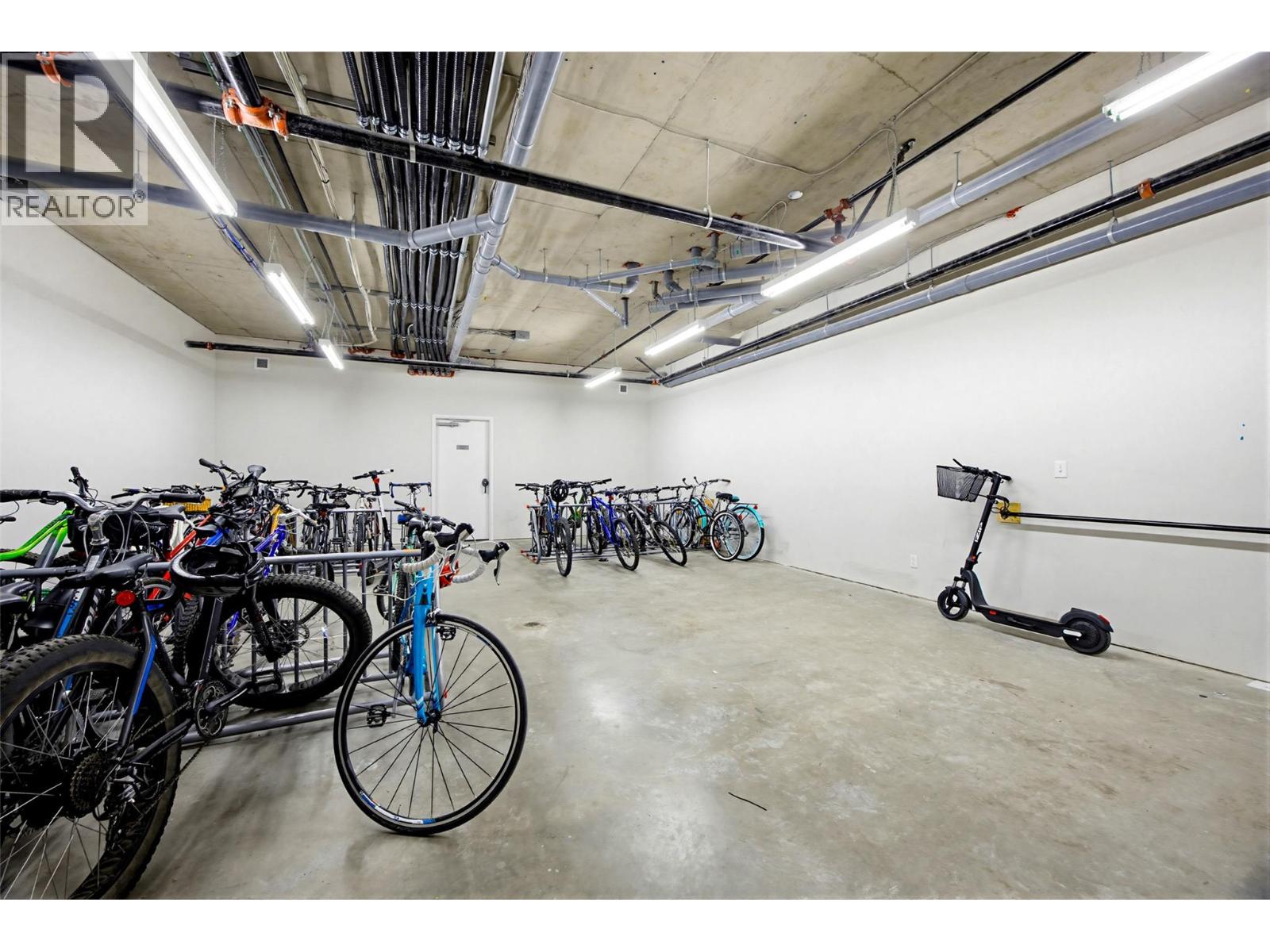 #402 429 ST. PAUL STREET - 28