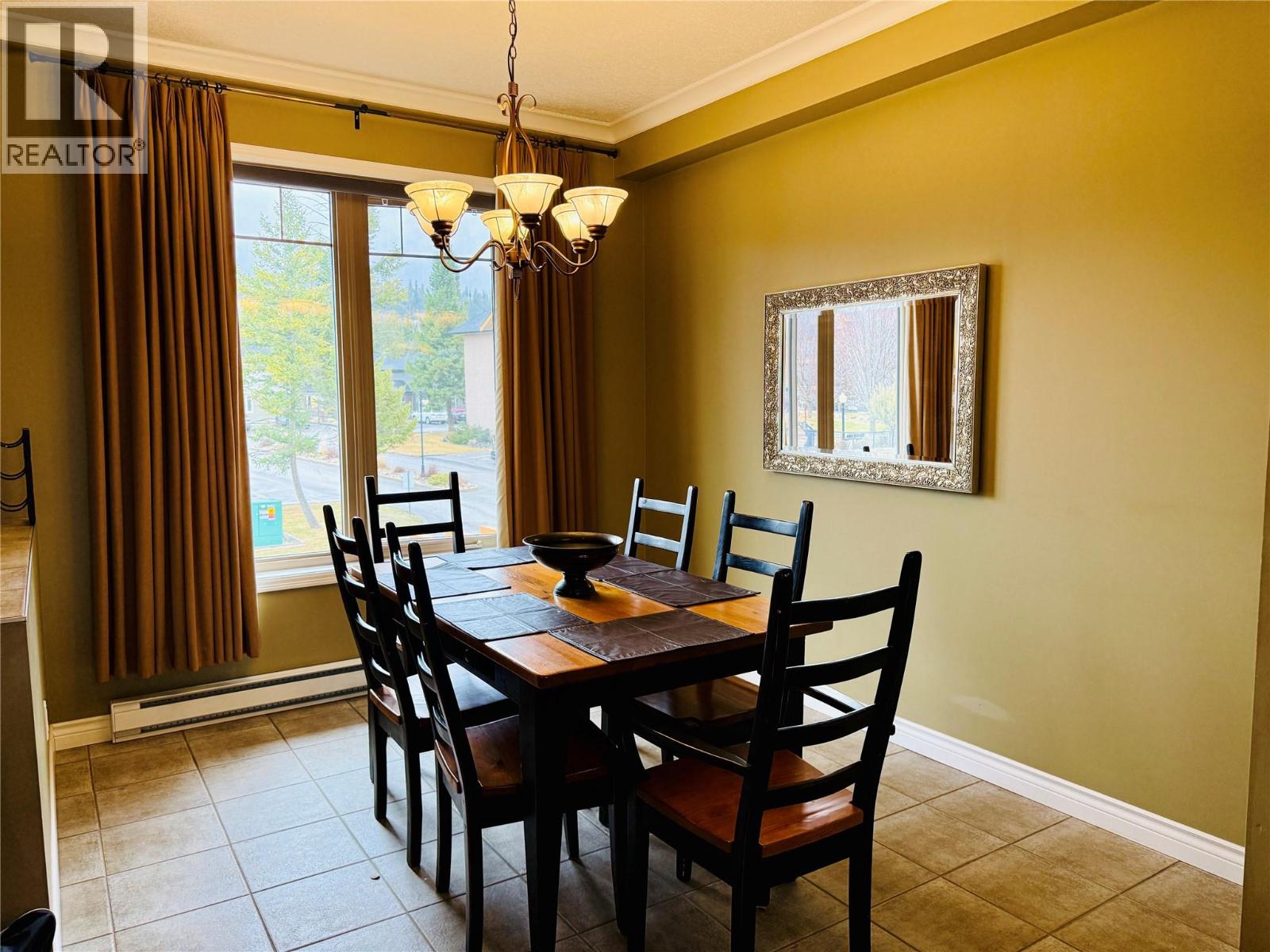 200 Bighorn Boulevard Unit# 233, Radium Hot Springs