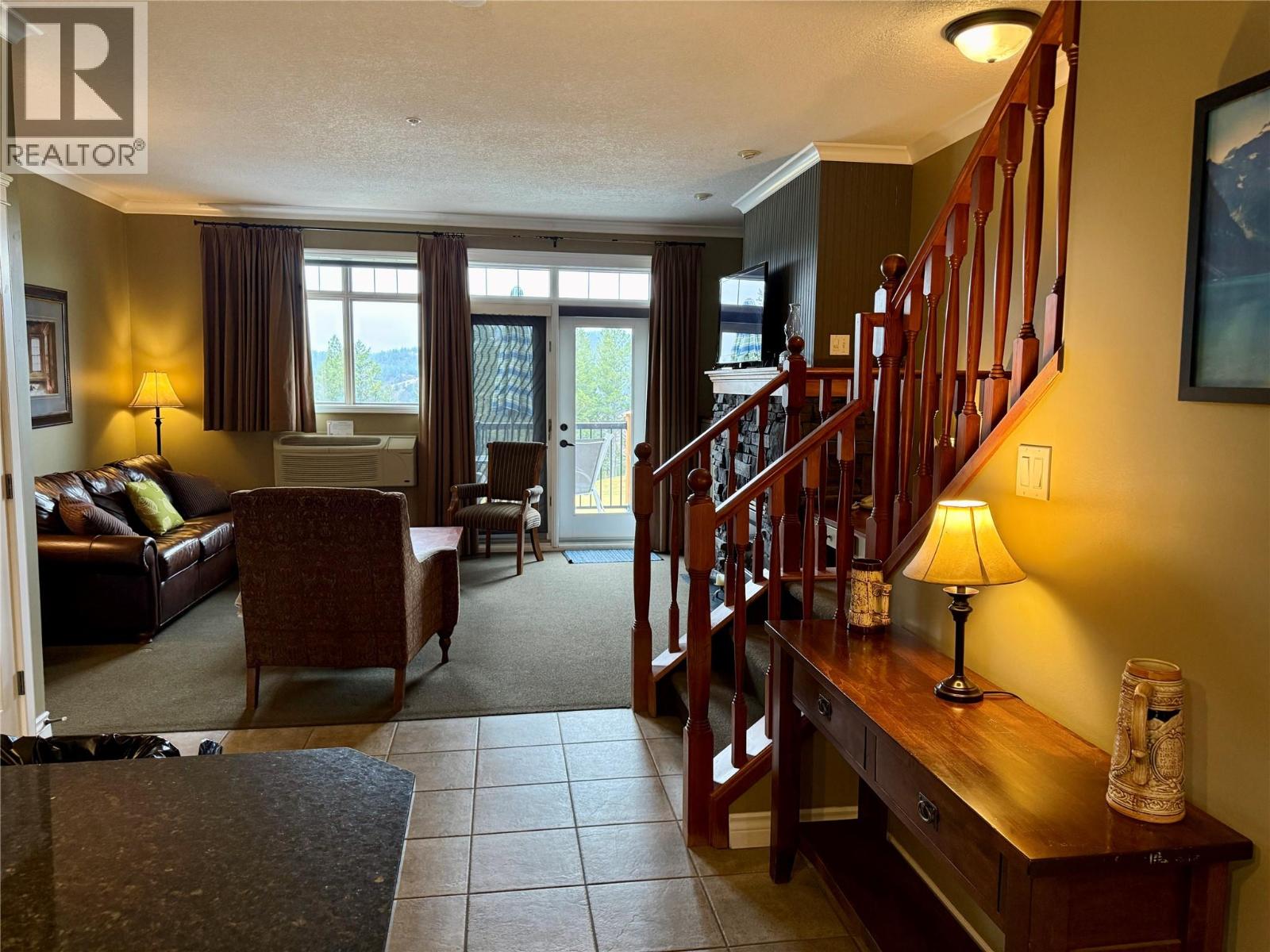 200 Bighorn Boulevard Unit# 233, Radium Hot Springs