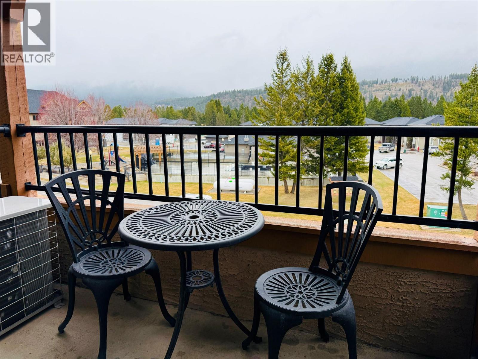 200 Bighorn Boulevard Unit# 233, Radium Hot Springs