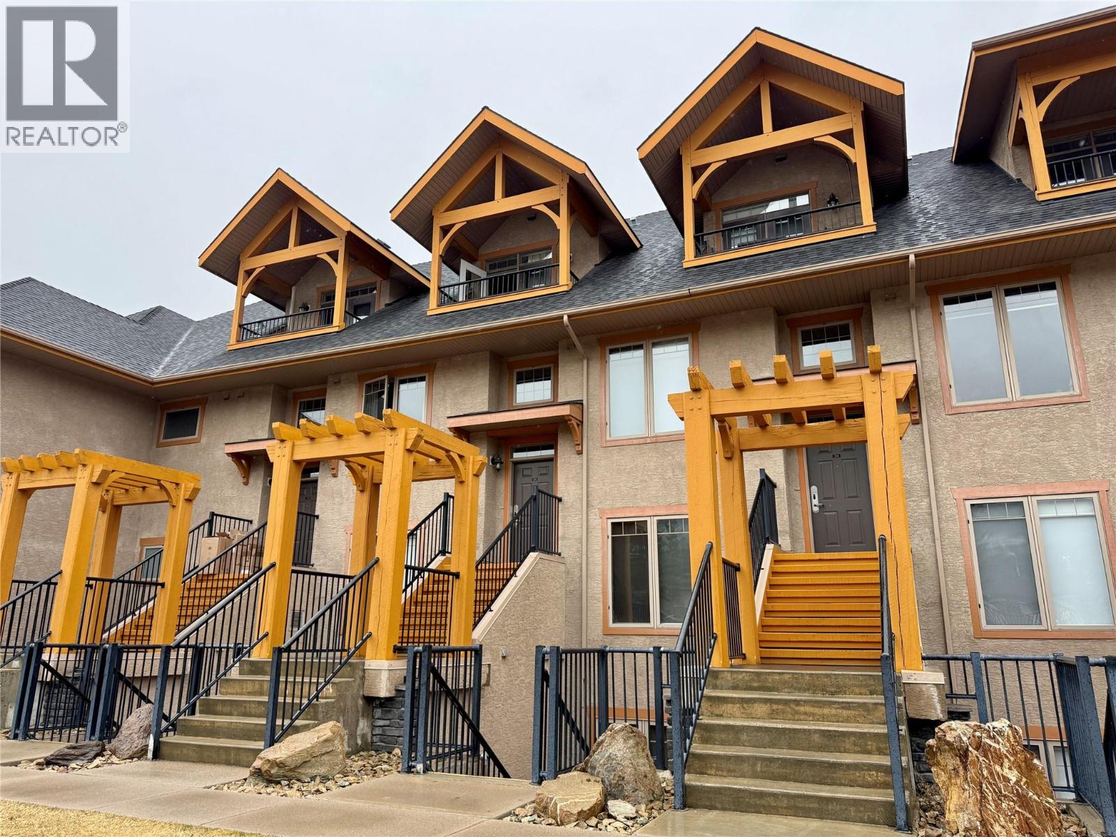 200 Bighorn Boulevard Unit# 233, Radium Hot Springs