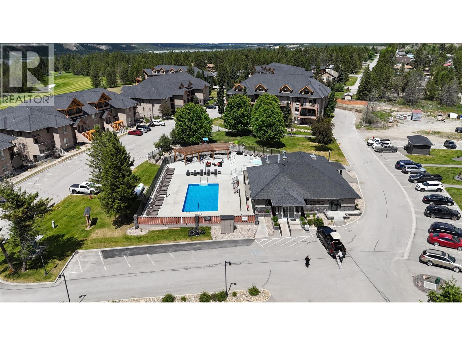 200 Bighorn Boulevard Unit# 233, Radium Hot Springs