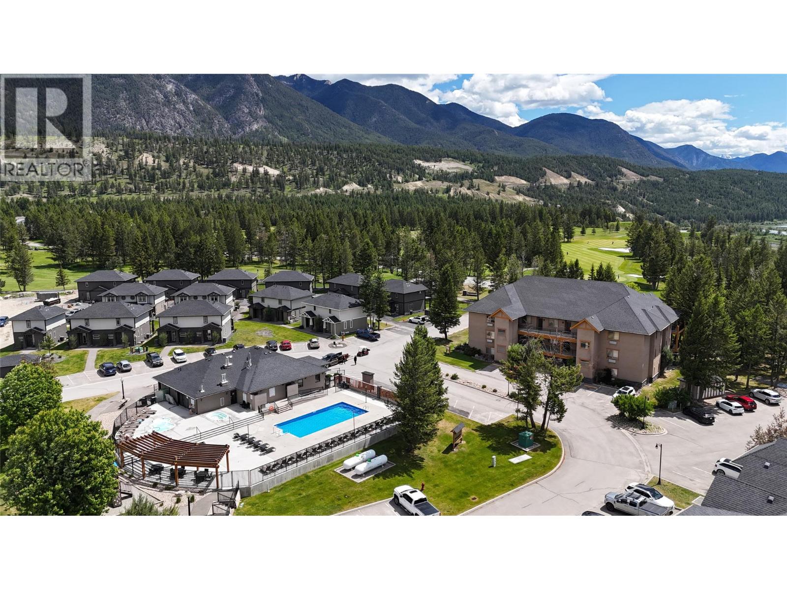 200 Bighorn Boulevard Unit# 233, Radium Hot Springs