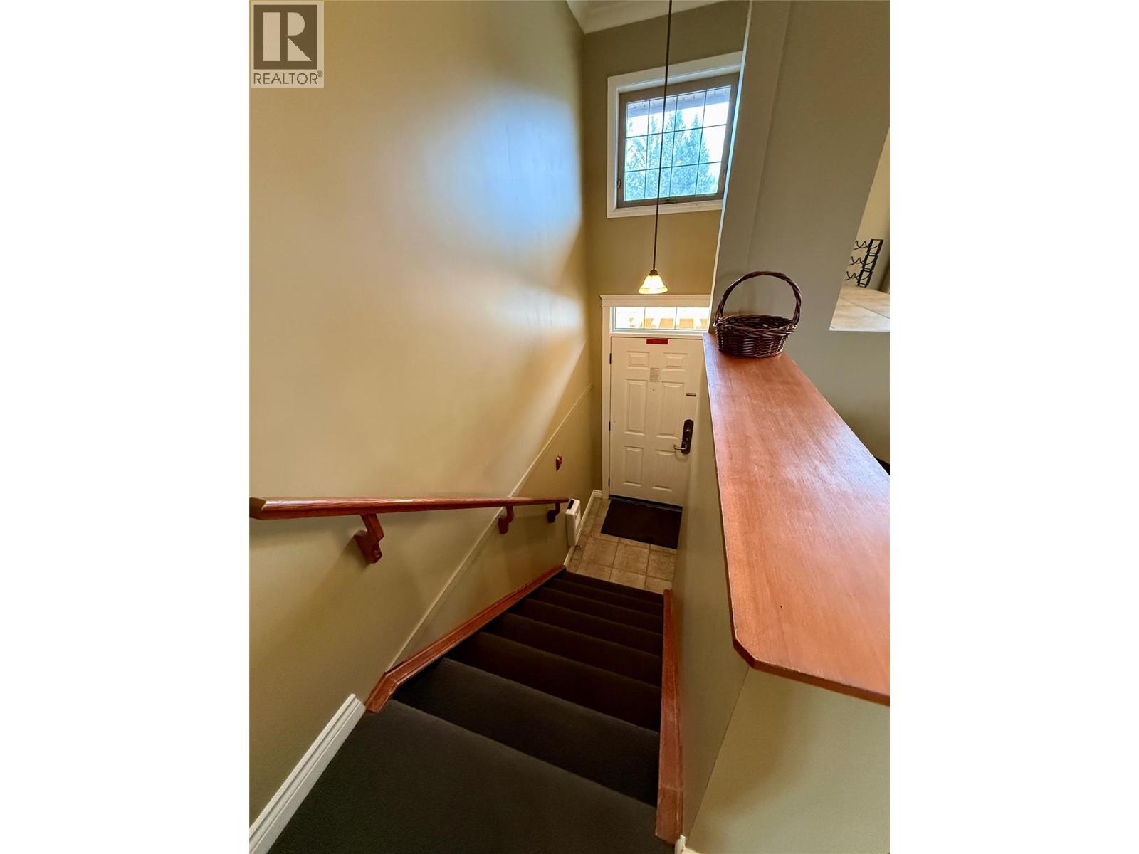 200 Bighorn Boulevard Unit# 233, Radium Hot Springs