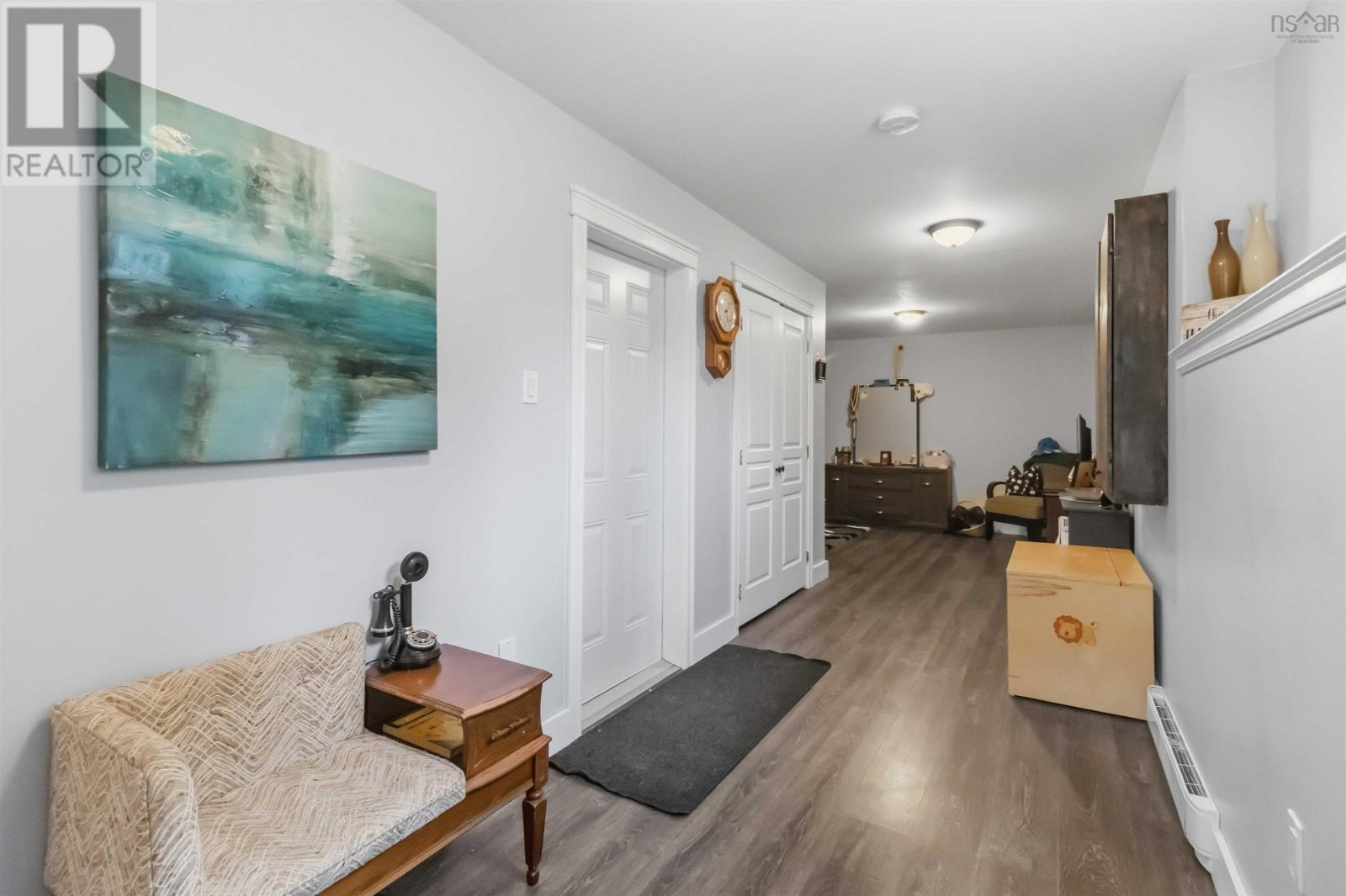 928 SACKVILLE DRIVE - 29