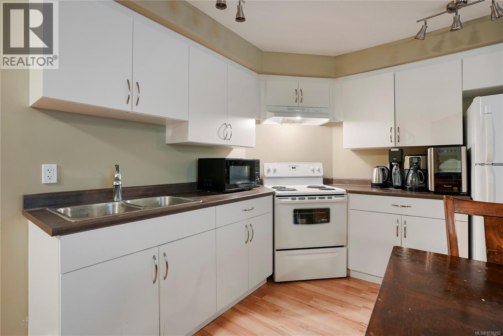 6978 Brailsford Pl, Sooke