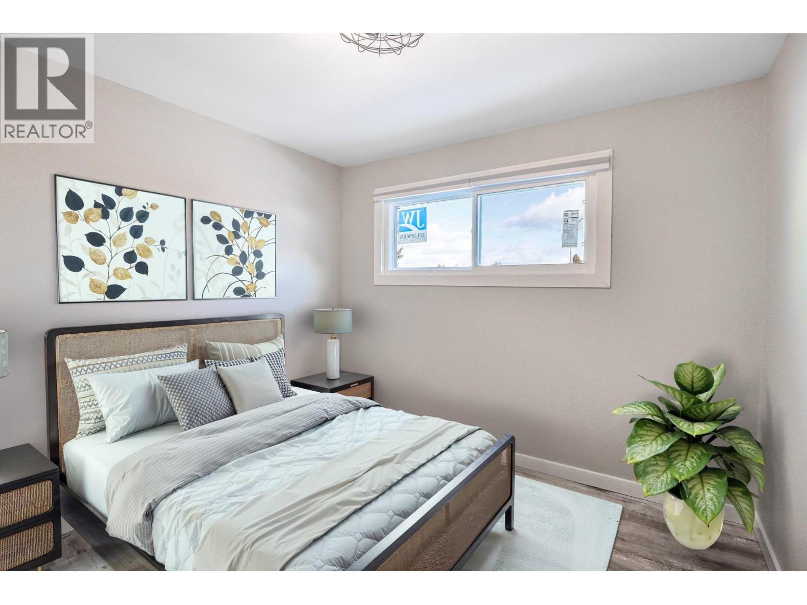 1405 2A Avenue S, Cranbrook