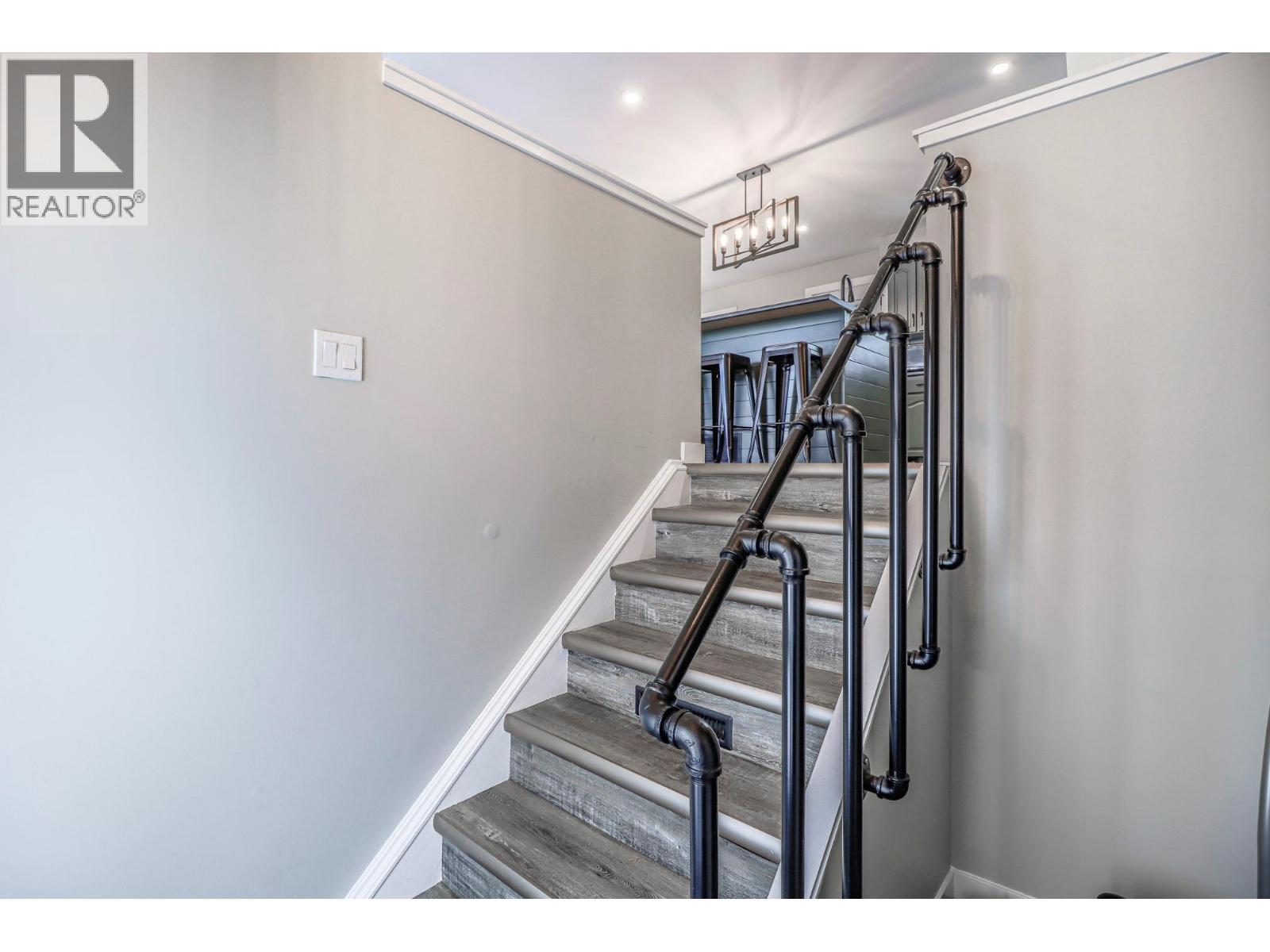 1405 2A Avenue S, Cranbrook