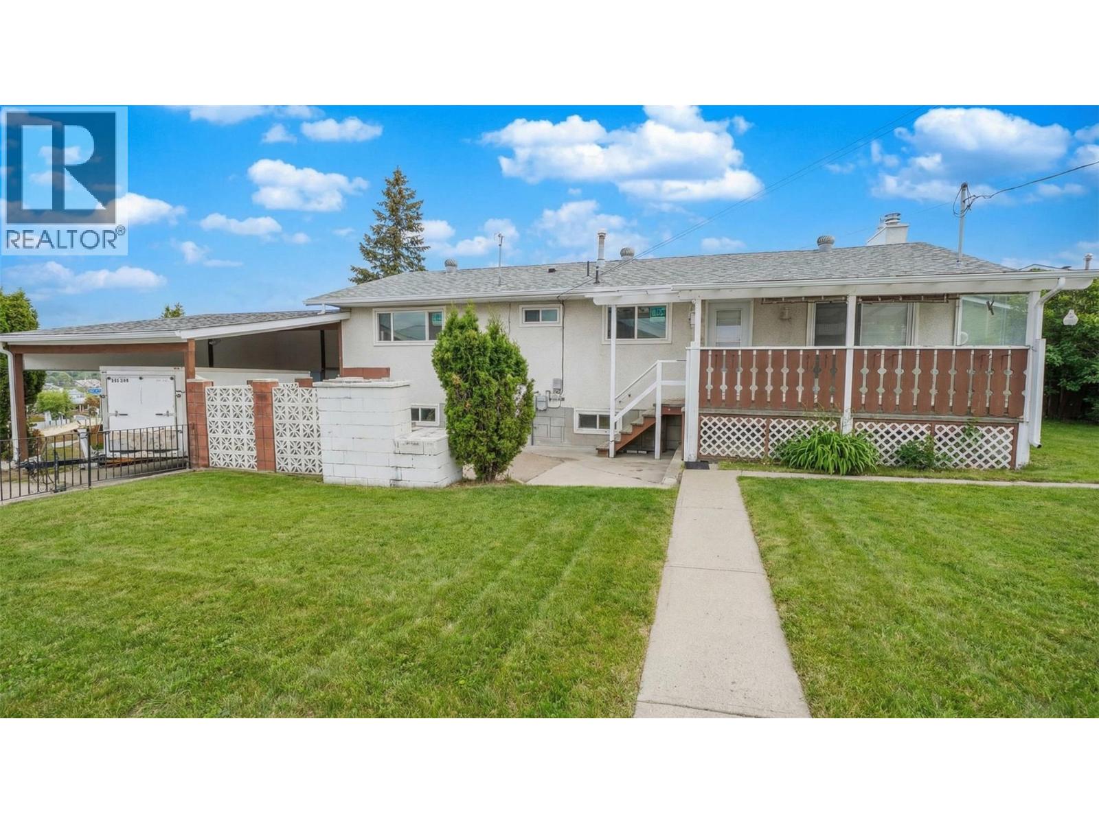 1405 2A Avenue S, Cranbrook