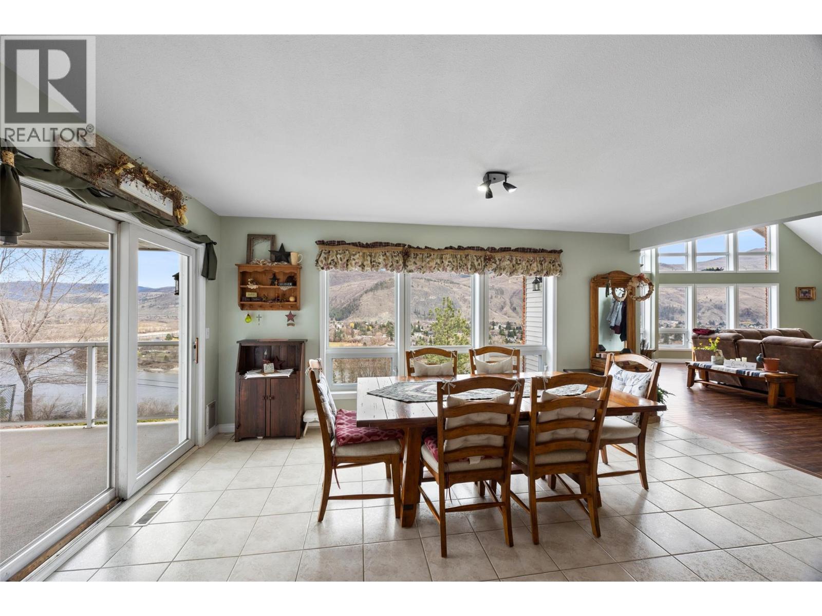 4702 Westsyde Road, Kamloops