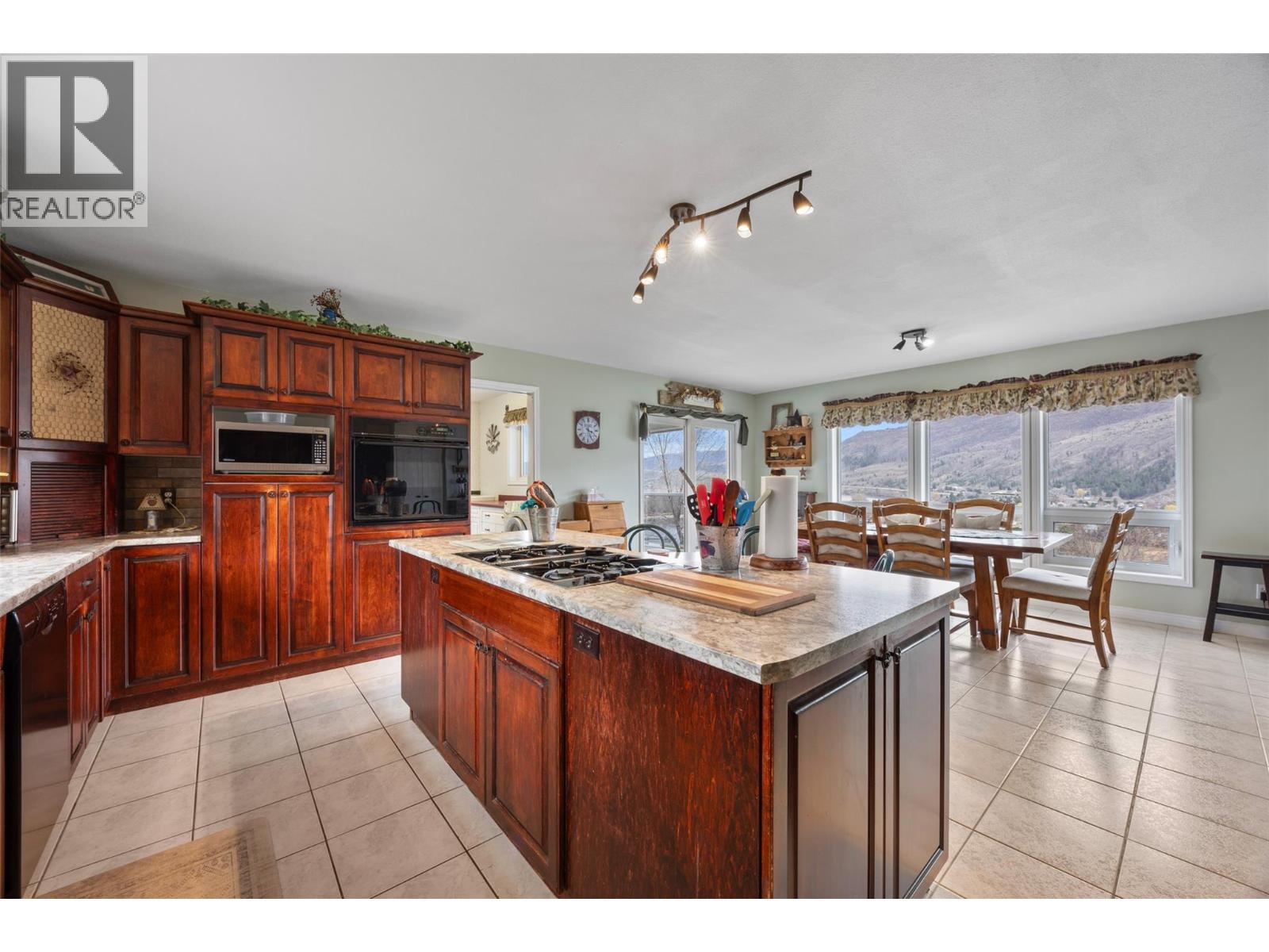 4702 Westsyde Road, Kamloops