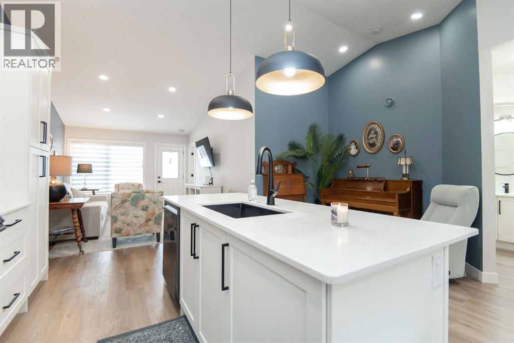 71 Golden Crescent, Red Deer