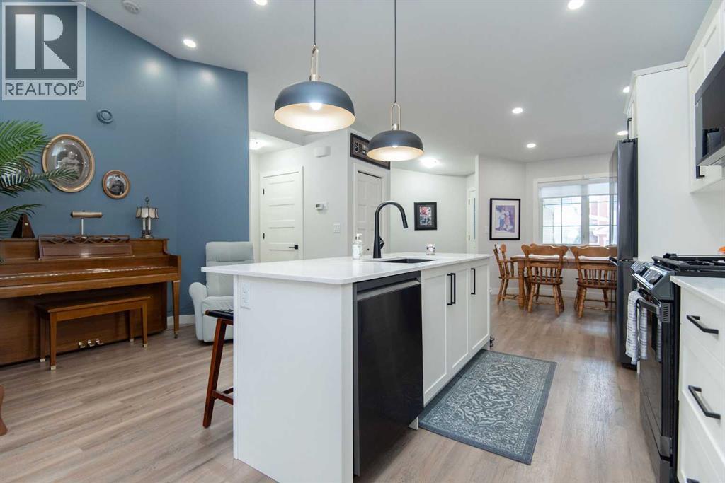 71 Golden Crescent, Red Deer