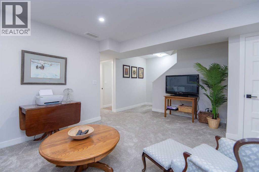 71 Golden Crescent, Red Deer