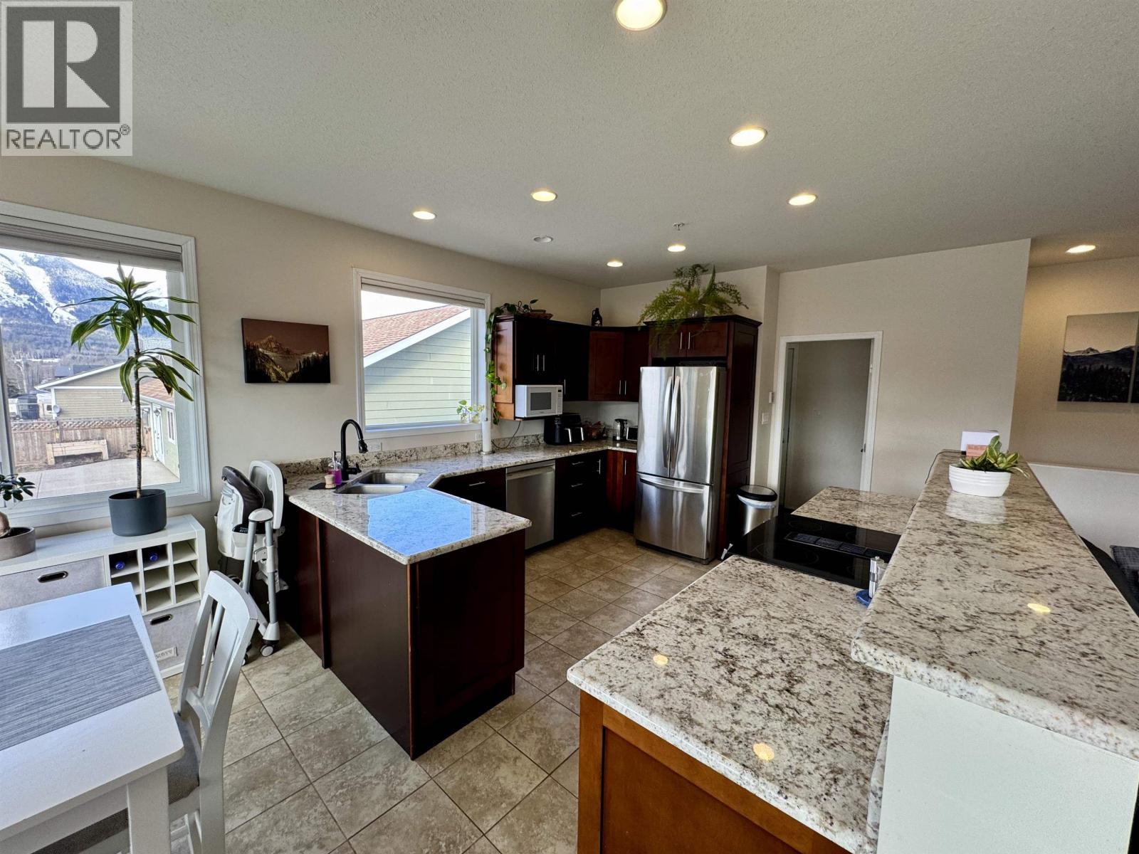 29 STARLITER WAY, Smithers