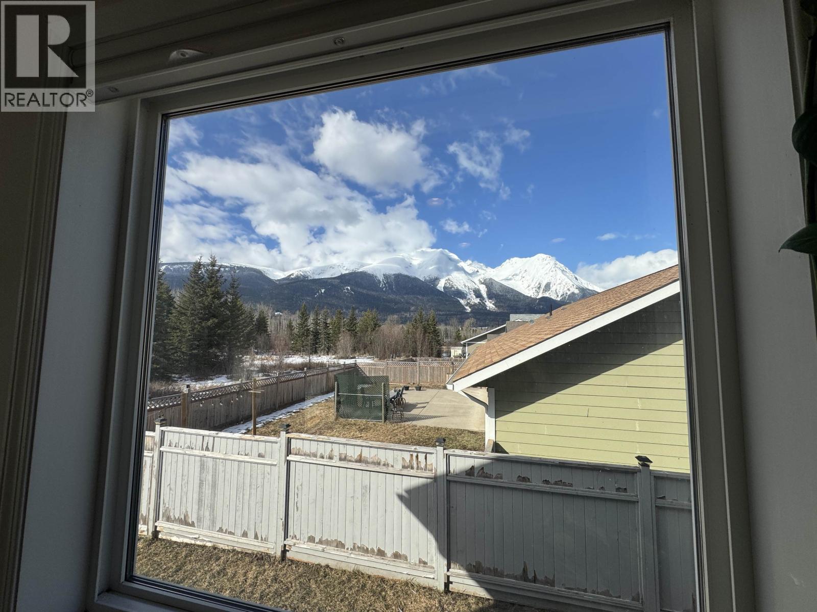 29 STARLITER WAY, Smithers