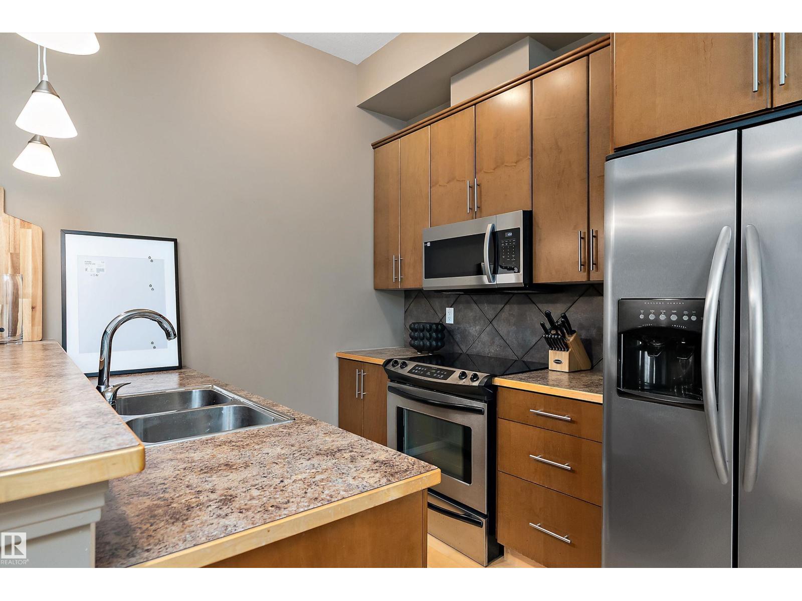 #415 10531 117 ST NW, Edmonton