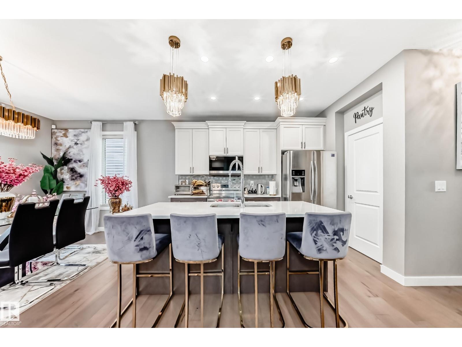 2012 200 ST NW, Edmonton