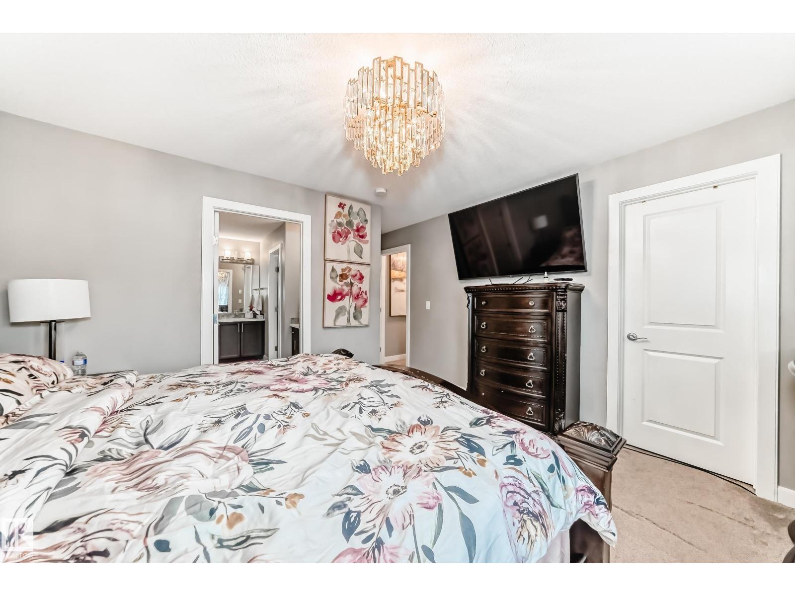 2012 200 ST NW, Edmonton