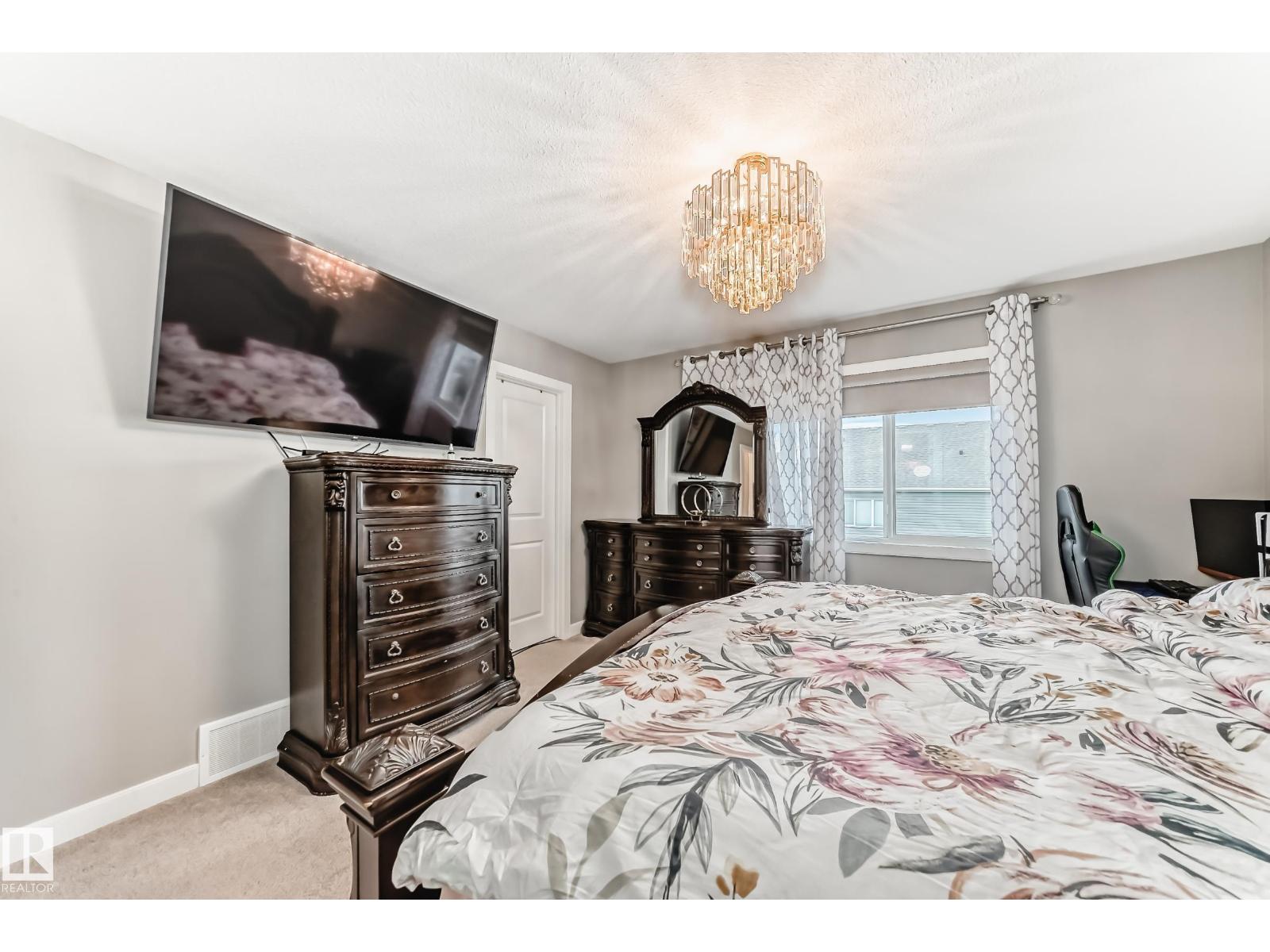 2012 200 ST NW, Edmonton