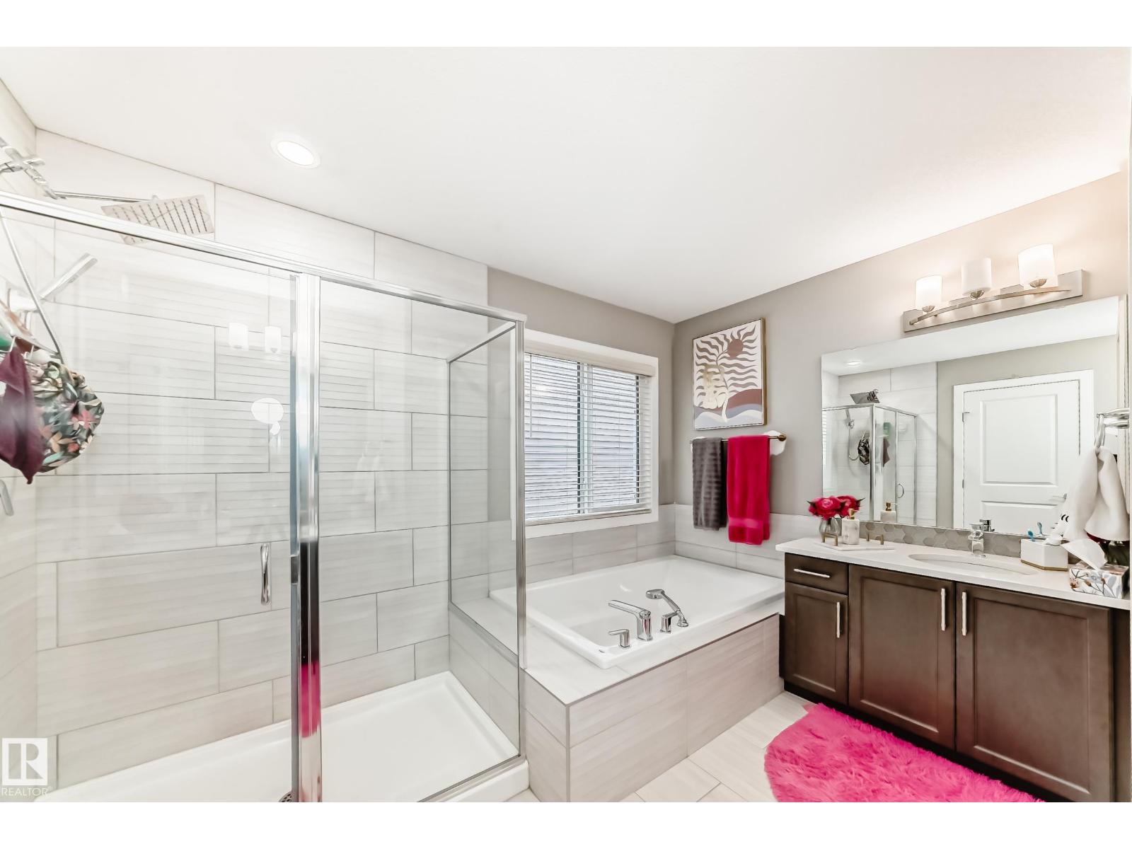 2012 200 ST NW, Edmonton