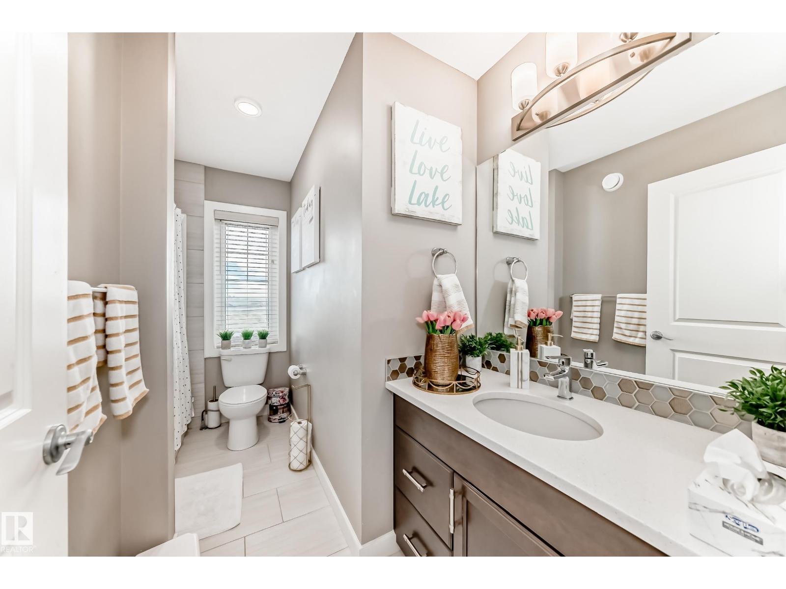 2012 200 ST NW, Edmonton