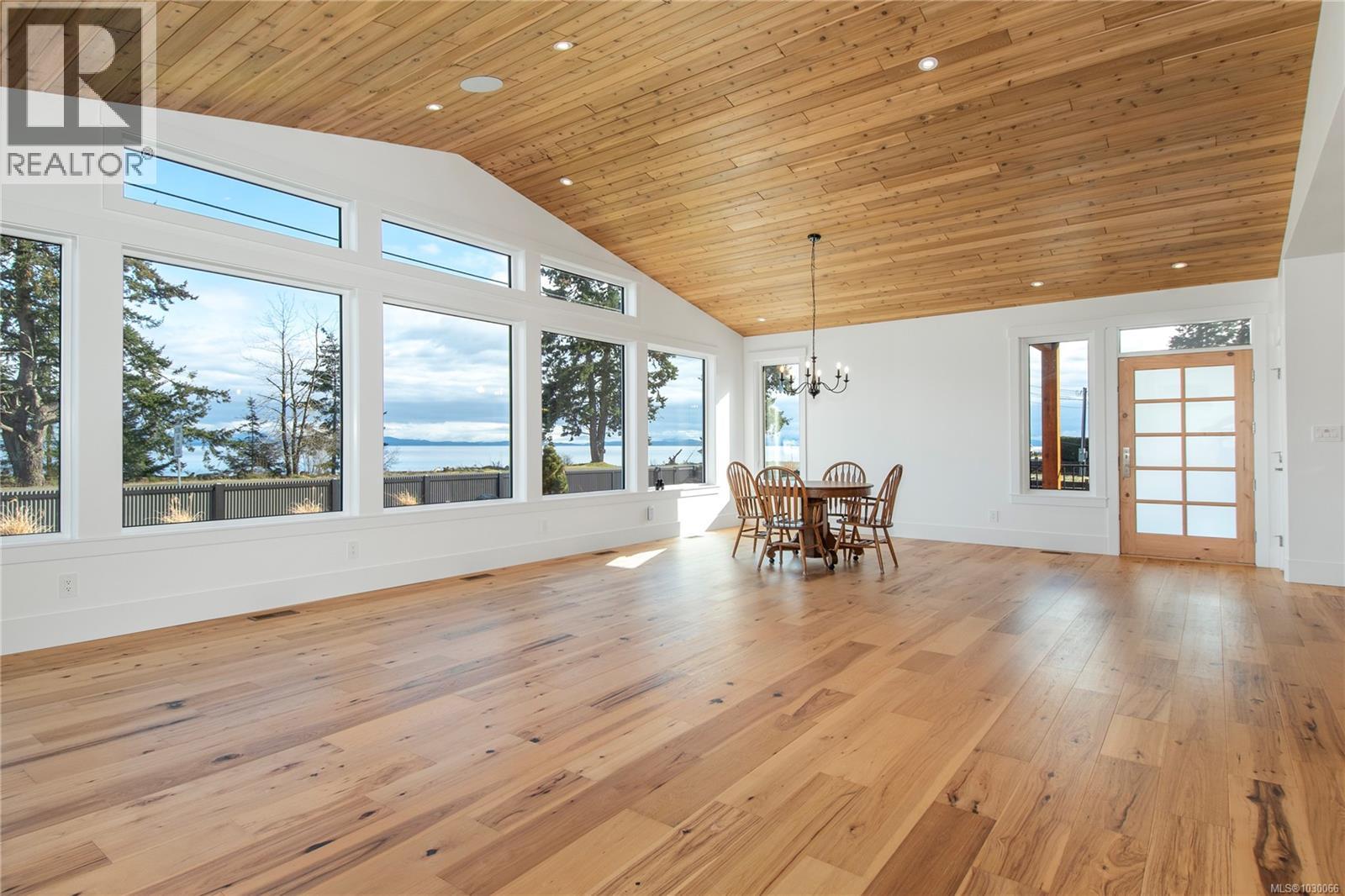 4341 Island Hwy S, Campbell River