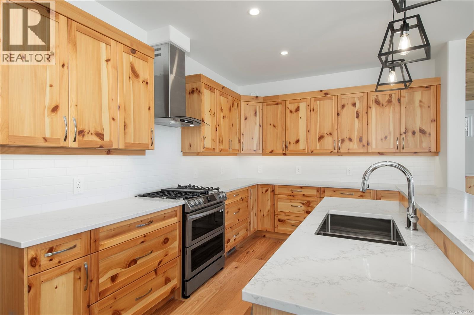 4341 Island Hwy S, Campbell River