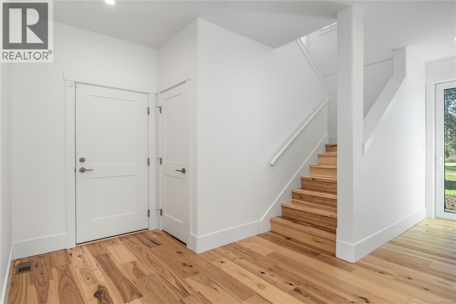 4341 Island Hwy S, Campbell River