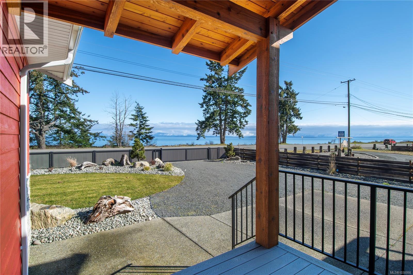 4341 Island Hwy S, Campbell River