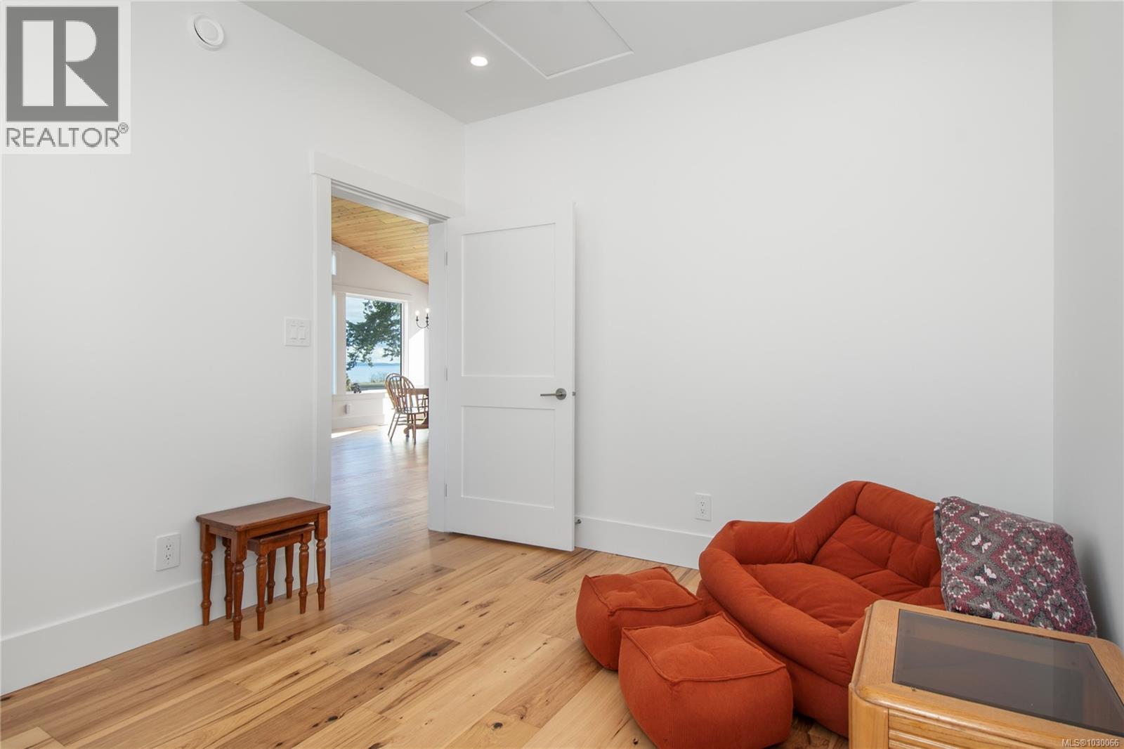 4341 Island Hwy S, Campbell River