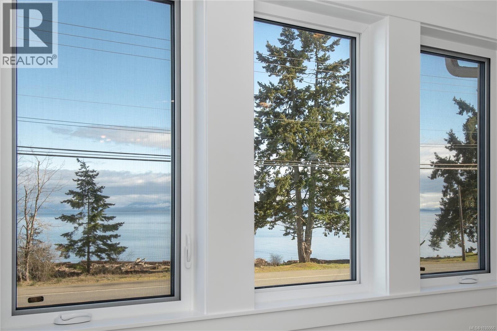 4341 Island Hwy S, Campbell River