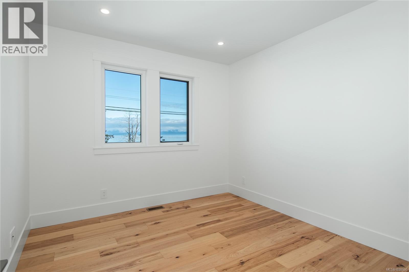 4341 Island Hwy S, Campbell River