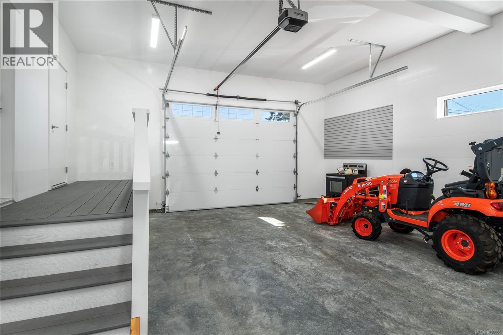 4341 Island Hwy S, Campbell River