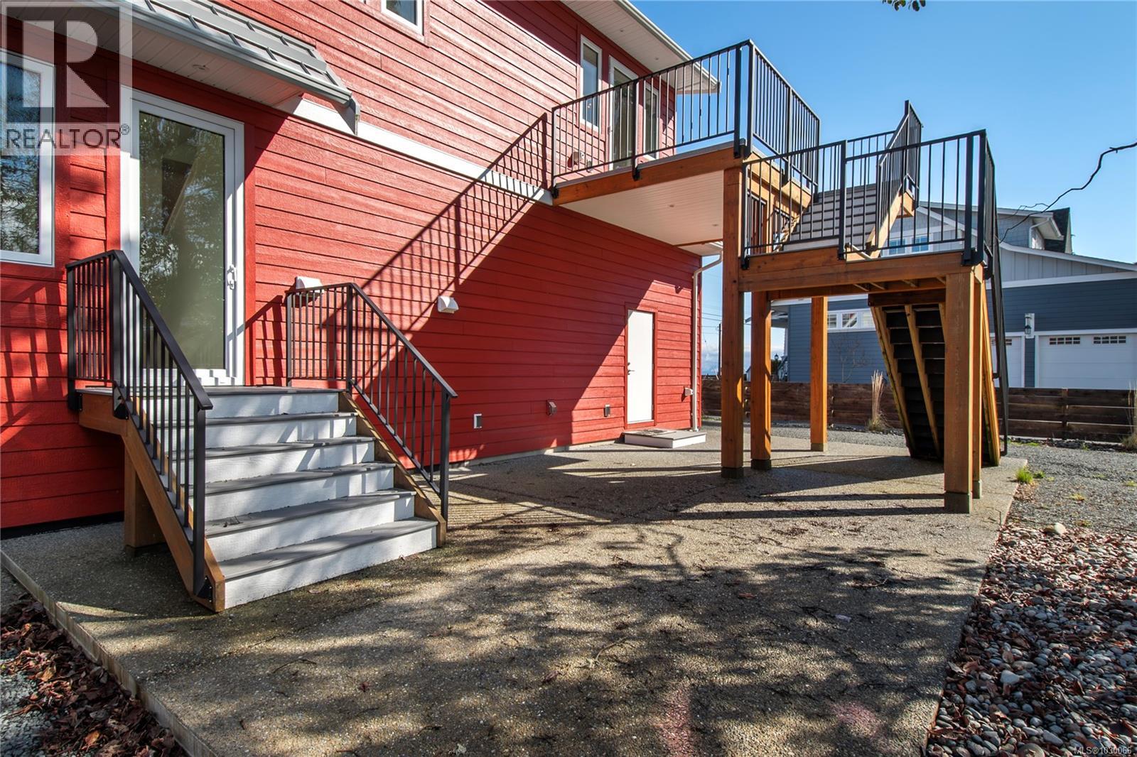 4341 Island Hwy S, Campbell River