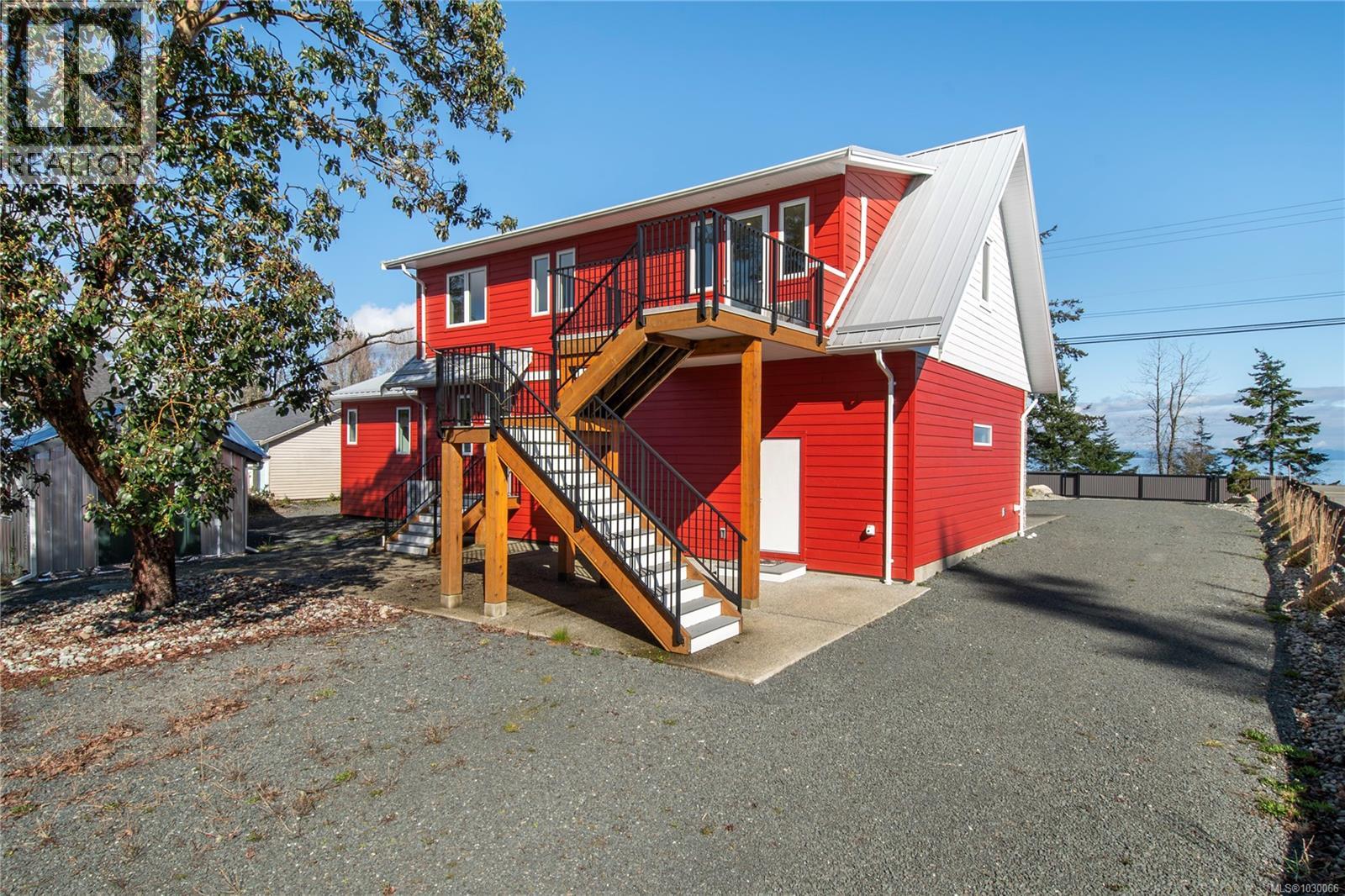 4341 Island Hwy S, Campbell River