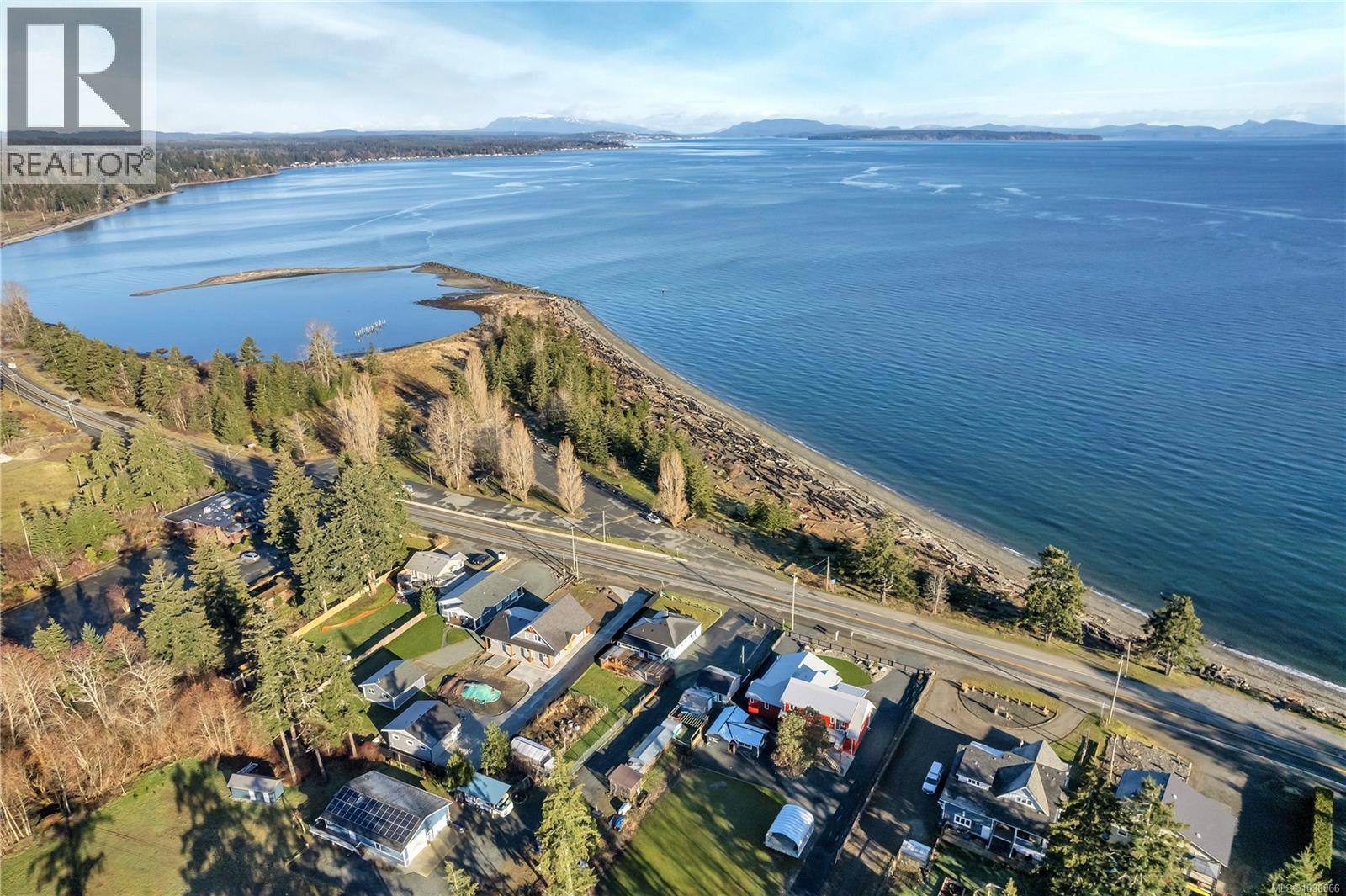 4341 Island Hwy S, Campbell River