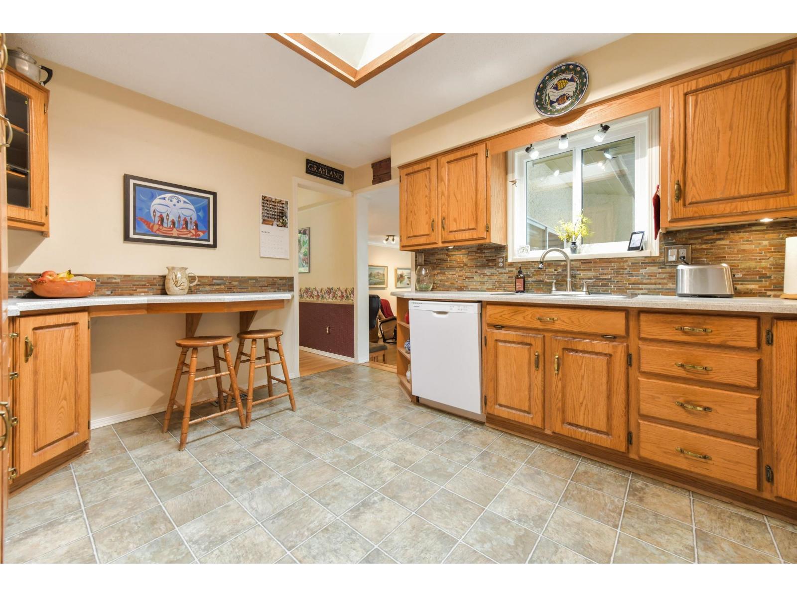 19618 41A AVENUE, Langley