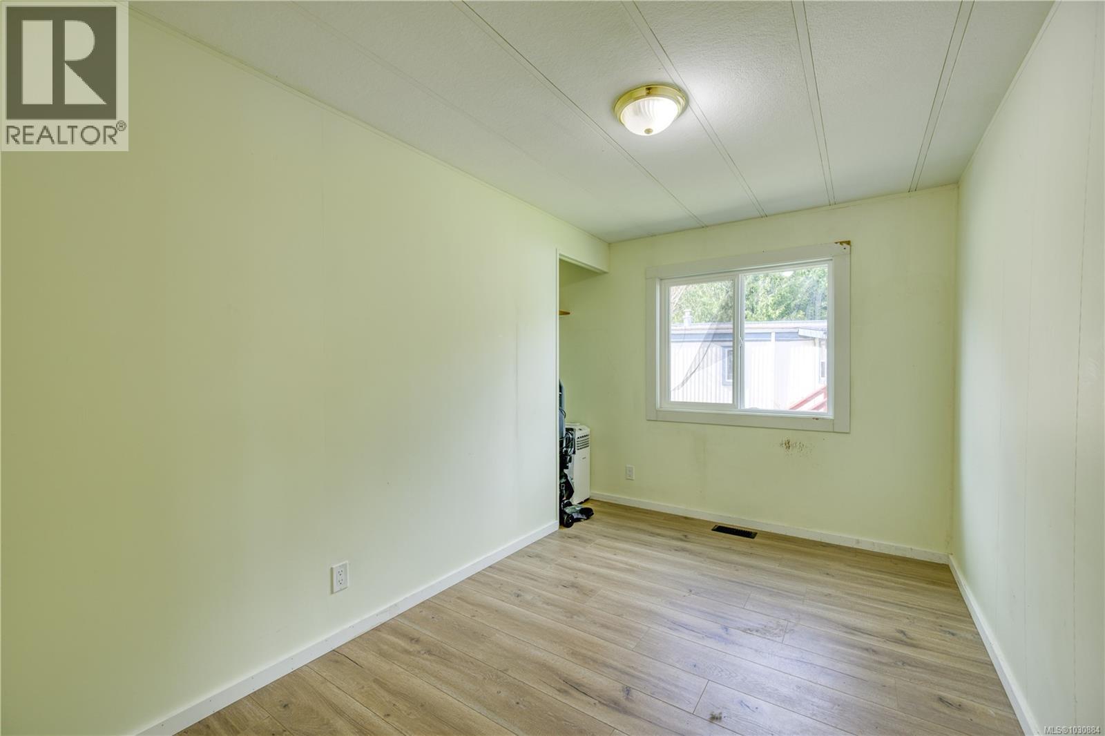 7330 Cracroft Pl, Port Hardy