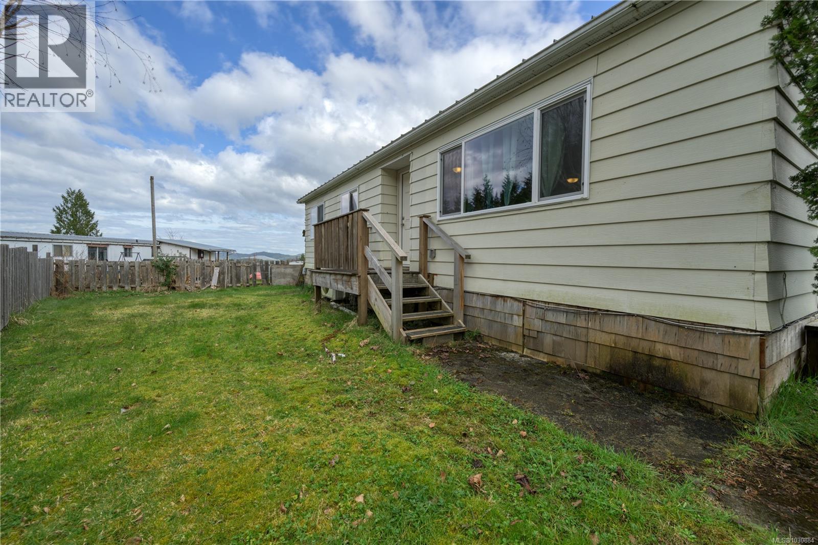 7330 Cracroft Pl, Port Hardy