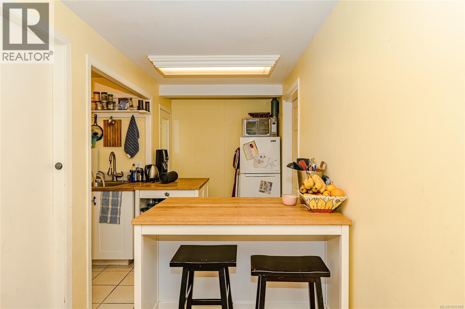 821 Fulford-Ganges Rd, Salt Spring