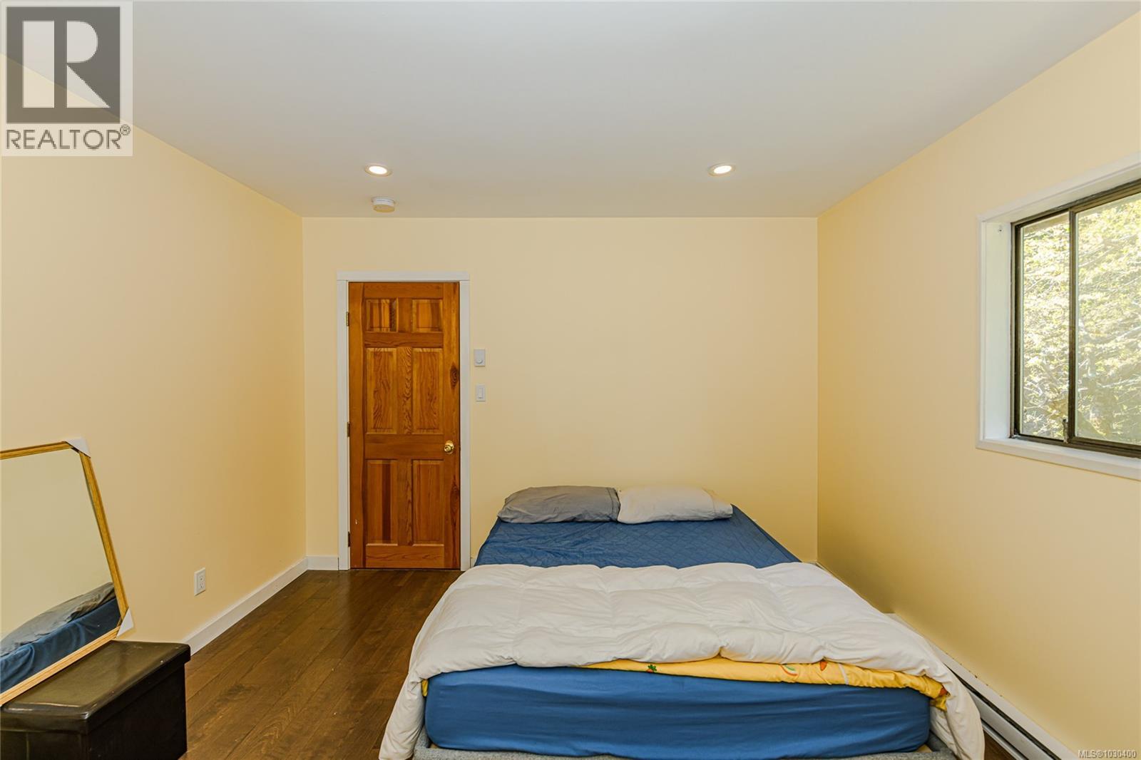 821 Fulford-Ganges Rd, Salt Spring